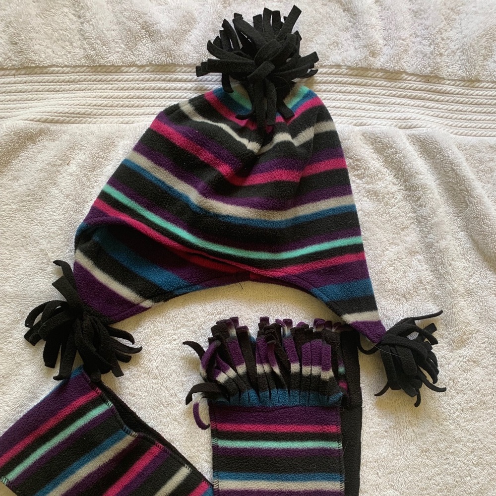 Matching girls winter hat and scarf